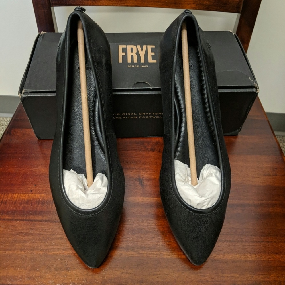 Frye Black Regina Flat